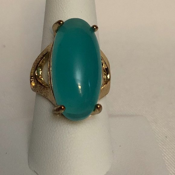 None Jewelry - ⬇️ Large Blue Acrylic Statement Ring sz 8.5